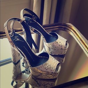 Giuseppe Zanotti Snakeskin Platform Heels SZ 39